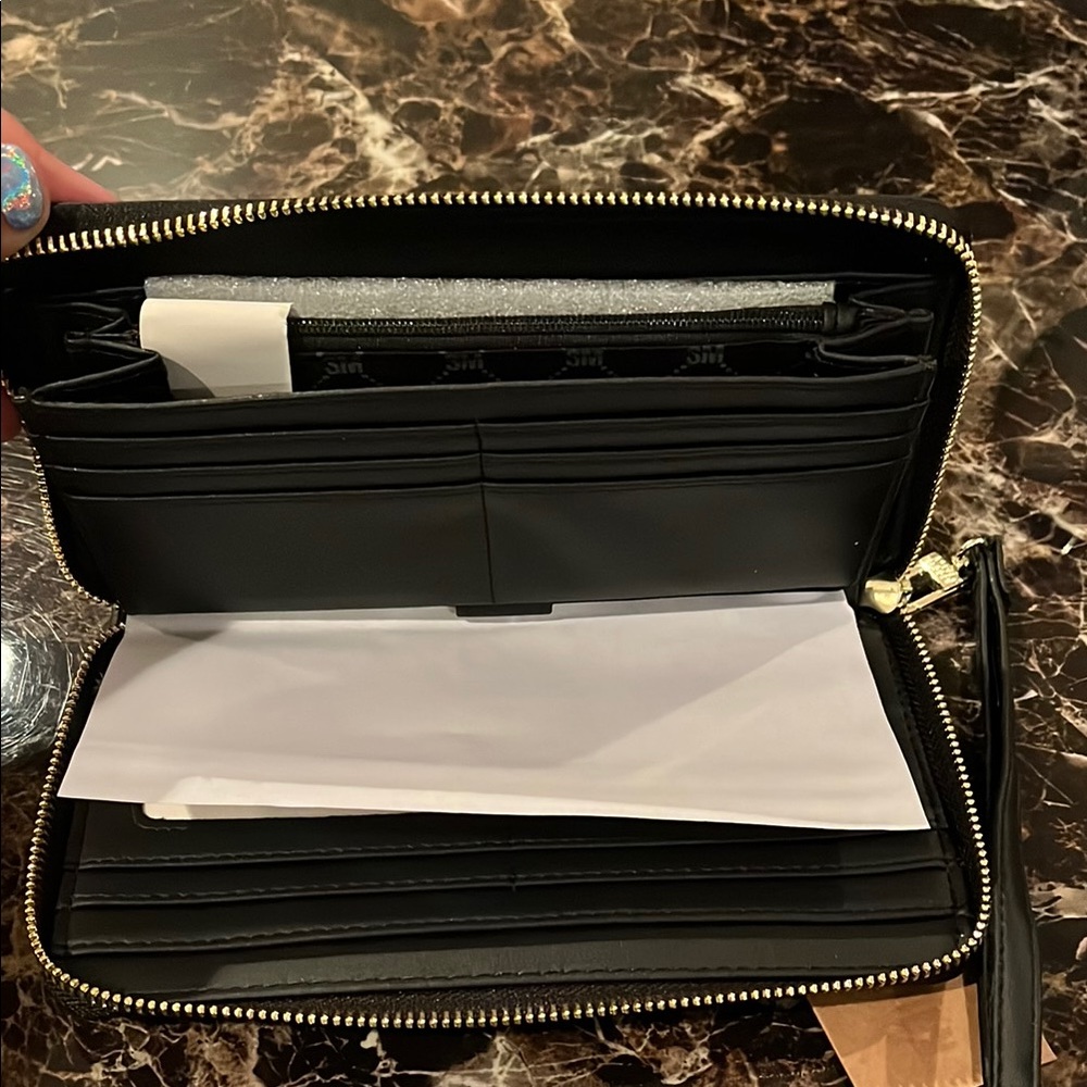 Steve Madden Black Wallet New With Tags - image 3